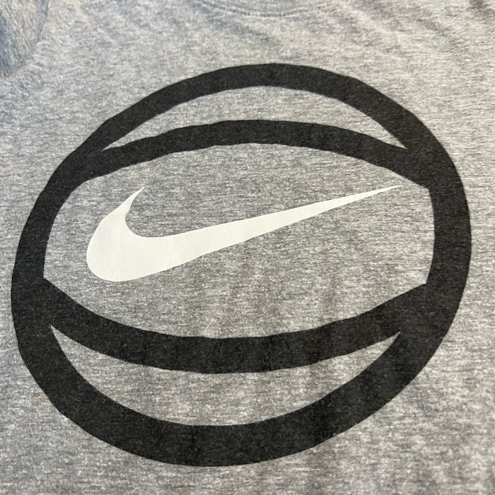 Nike Boys T-shirt with Basketball Logo